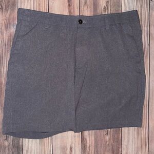 Men’s Under Armour Size 38 Gray Shorts
